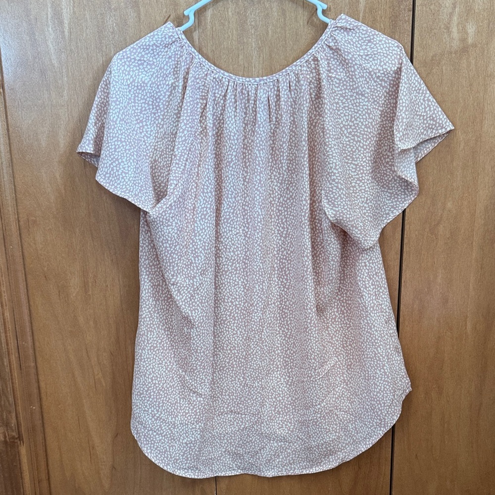 SHEIN Light Pink Patterned Blouse